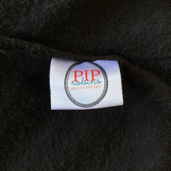 Hand Made Neck Warmer - Picture 2 of 7